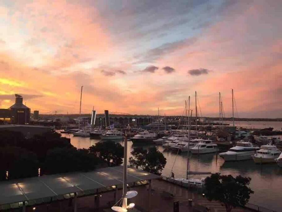 Luxury Waterfront Nest Above Viaduct Harbour Apartman Auckland Kültér fotó