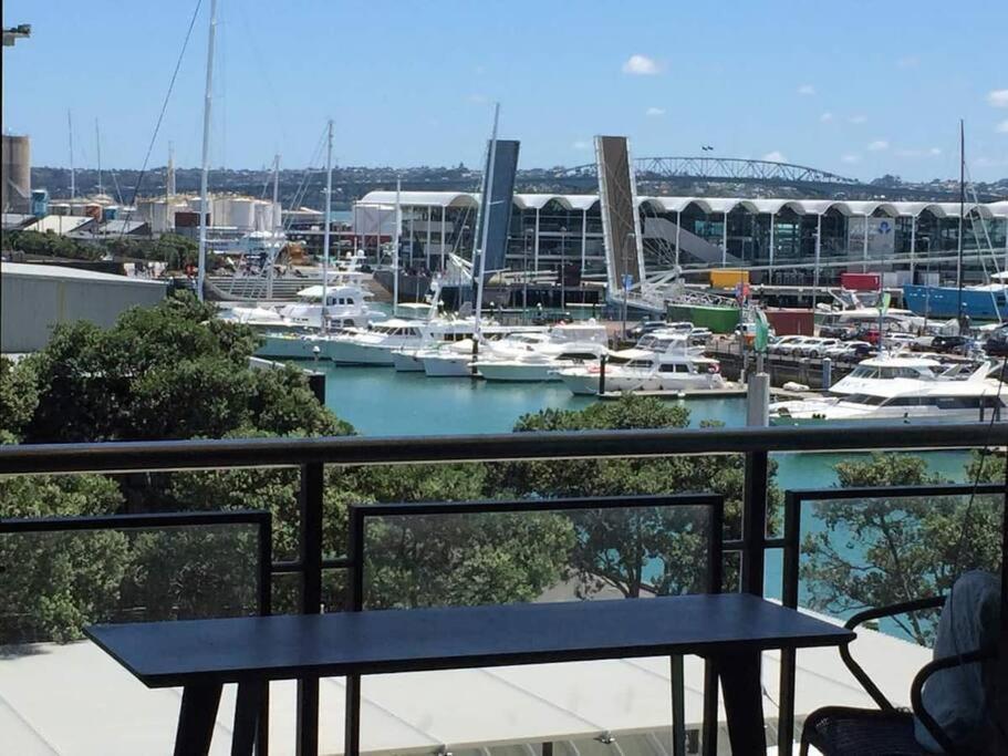 Luxury Waterfront Nest Above Viaduct Harbour Apartman Auckland Kültér fotó
